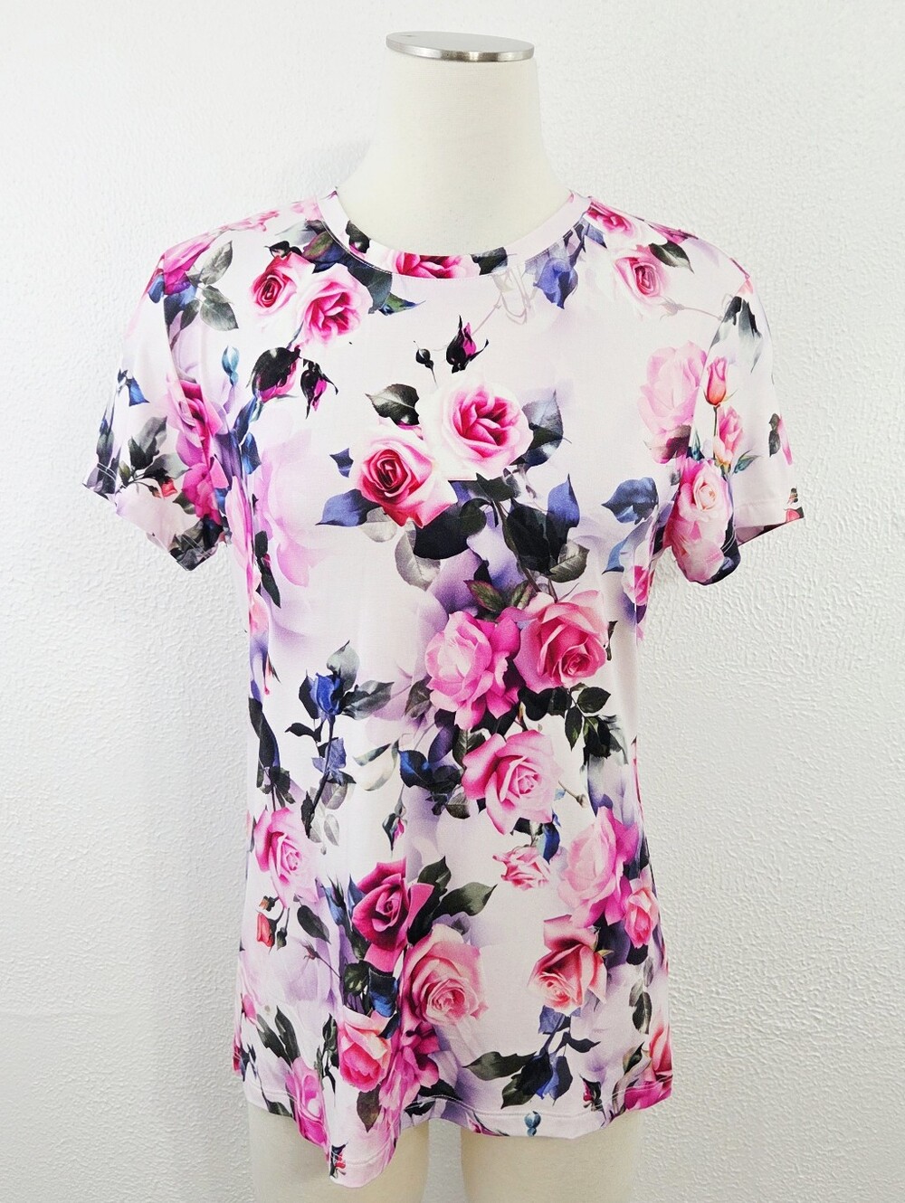 L'Agence Ressi fitted tee Pink Multi Water Rose floral women's Sz large new NWT - Picture 2 of 6